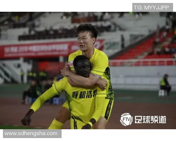 南京羽毛球队在精英赛中以67分稳居积分榜首位展现强劲实力 南京羽毛球队在精英赛中以67分稳居积分榜首位展现强劲实力