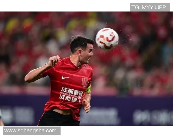 成都足球队荣登足球状态排行榜首位引发热议